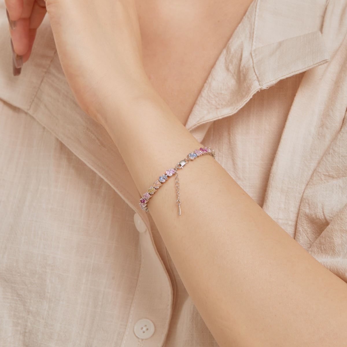 [AuraEcho]Ornate Colorful Flower Shape Party Bracelet