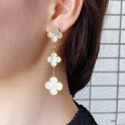 [AuraEcho]CLOVER MOP 3 MOTIFS GOLD EARRINGS