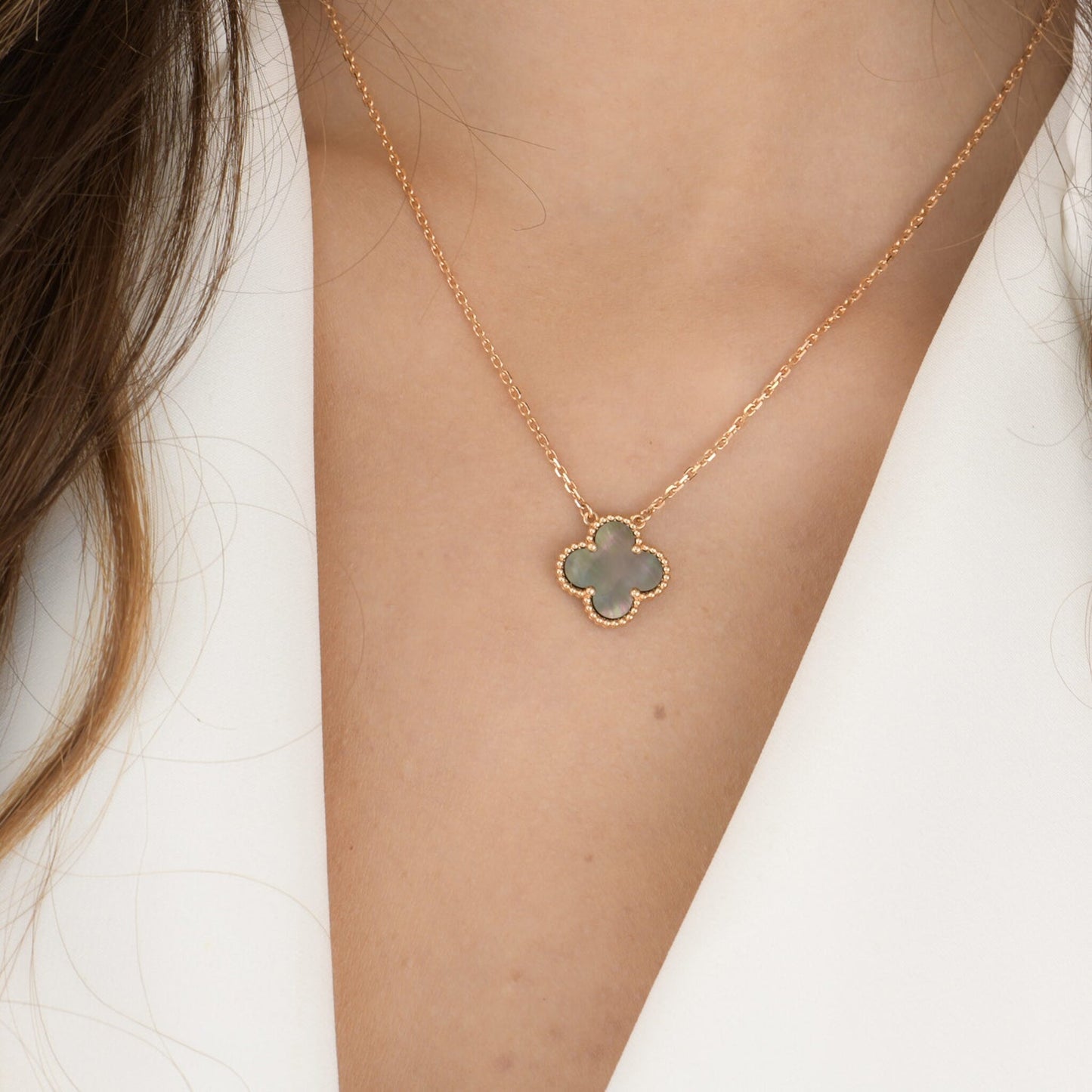 [AuraEcho]CLOVER 15MM  GRAY MOTHER OF PEARL NECKLACE