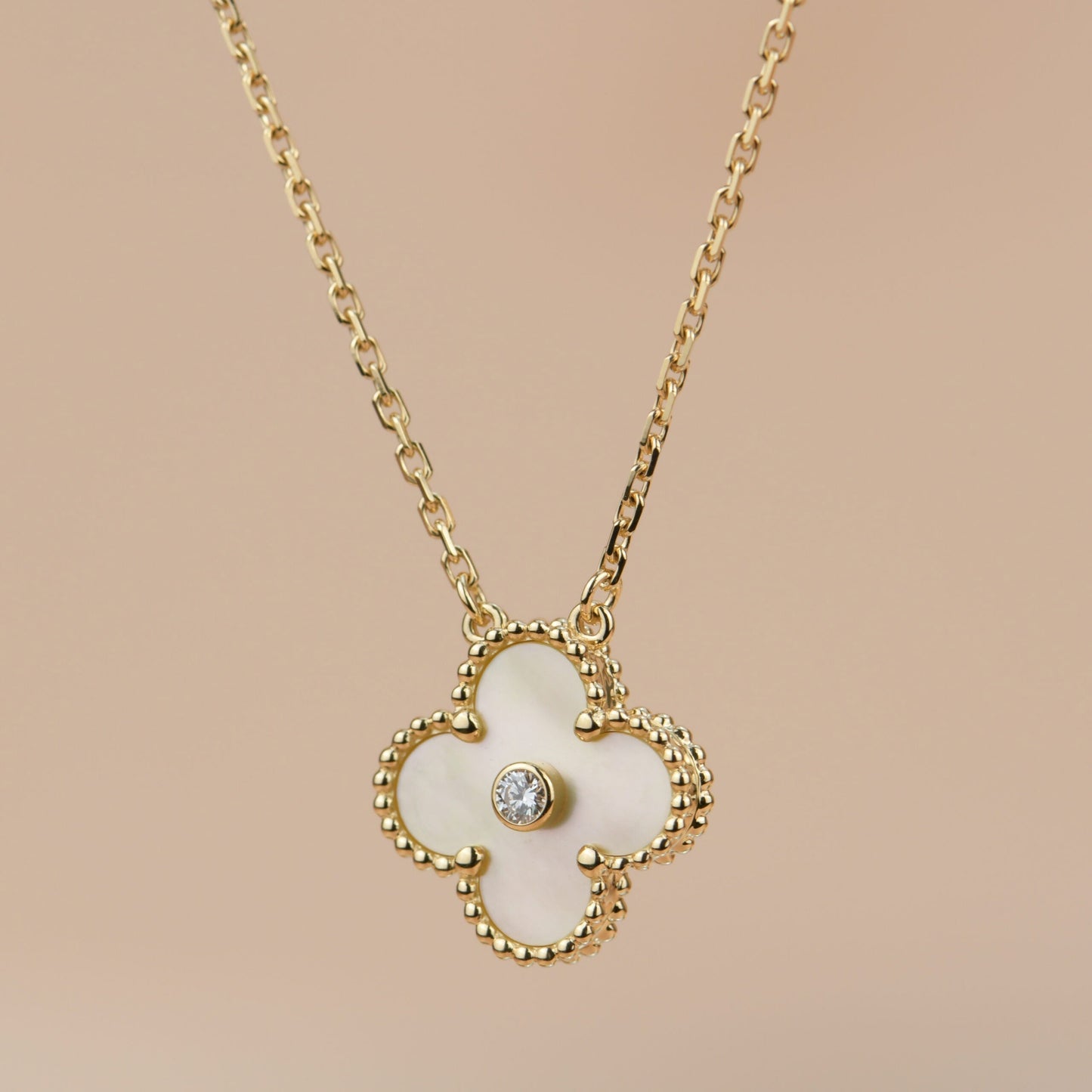 [AuraEcho]CLOVER 15MM DIAMOND GOLD MOTHER OF PEARL NECKLACE