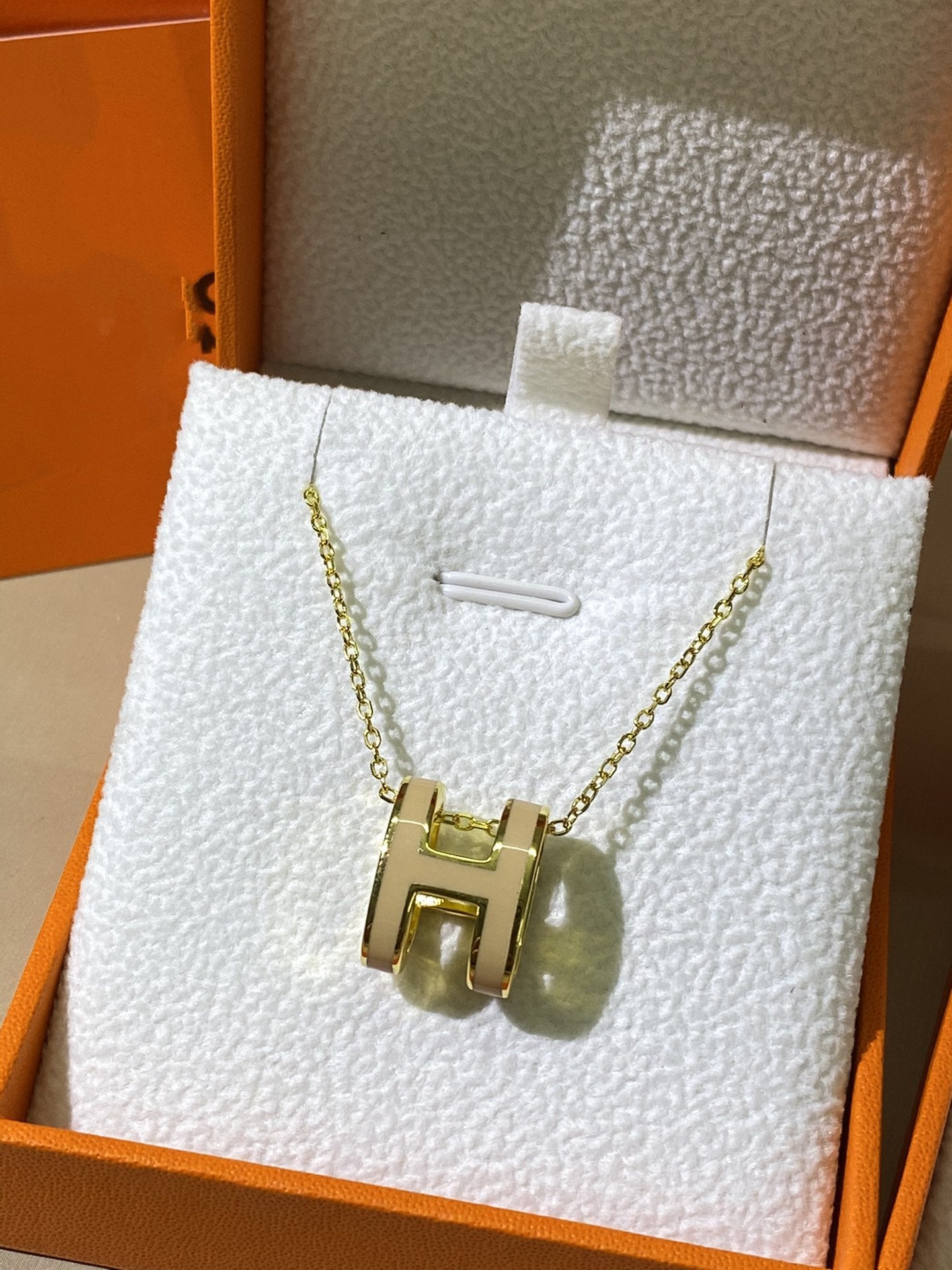 [AuraEcho]HM CLIC YELLOW ENAMEL GOLD NECKLACE